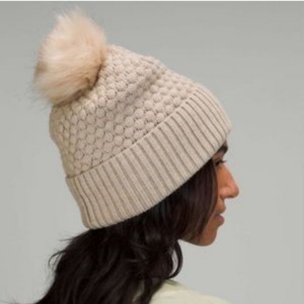 lululemon athletica Cream Knit Pom-Pom Hat